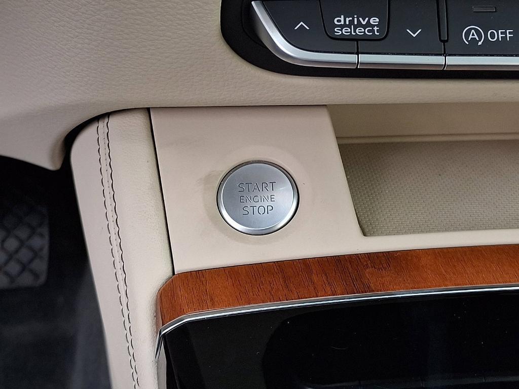 used 2021 Audi Q5 car, priced at $30,993