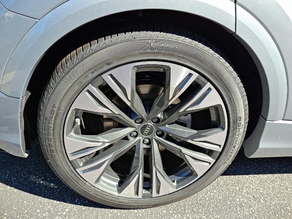 new 2026 Audi Q8 car, priced at $104,150