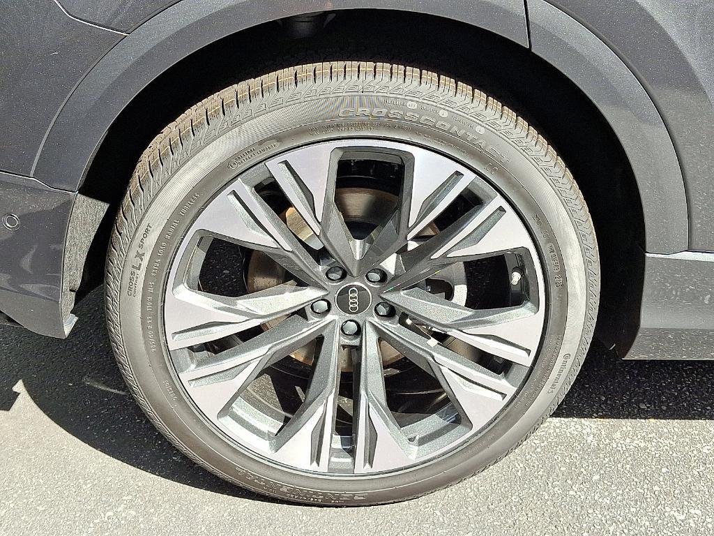 new 2026 Audi Q8 car, priced at $86,300