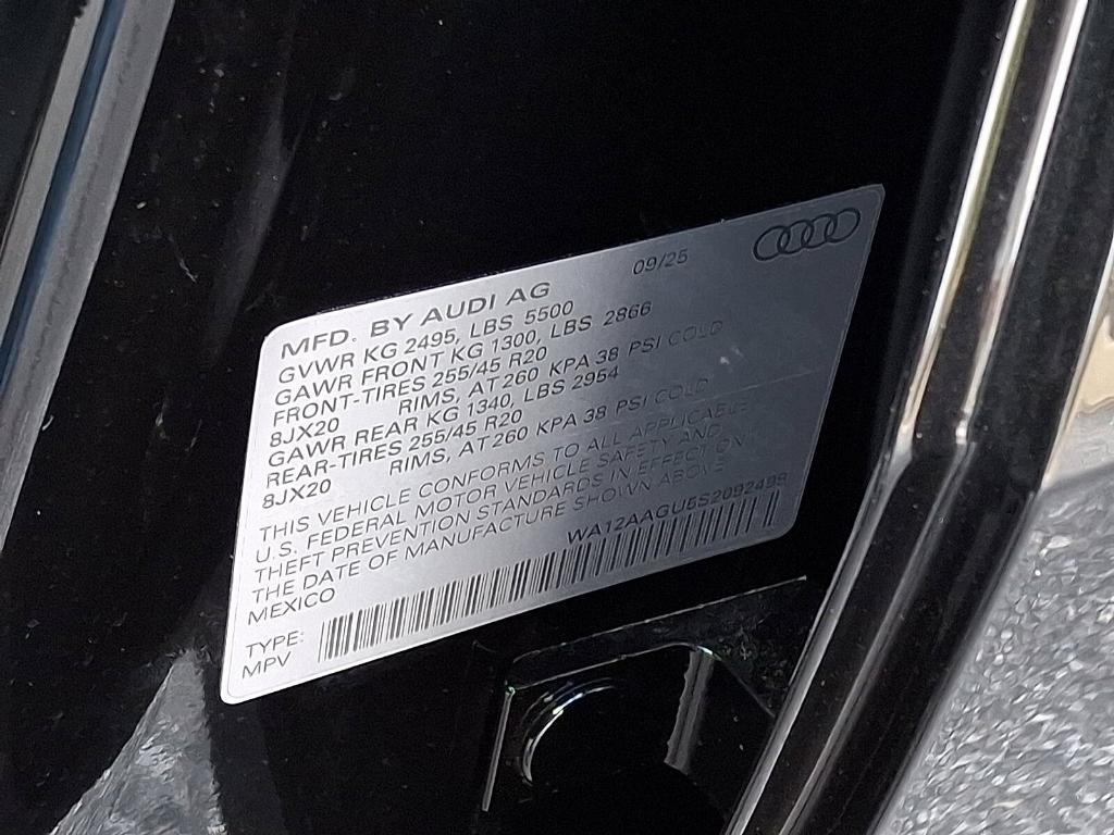 new 2025 Audi Q5 car, priced at $62,080