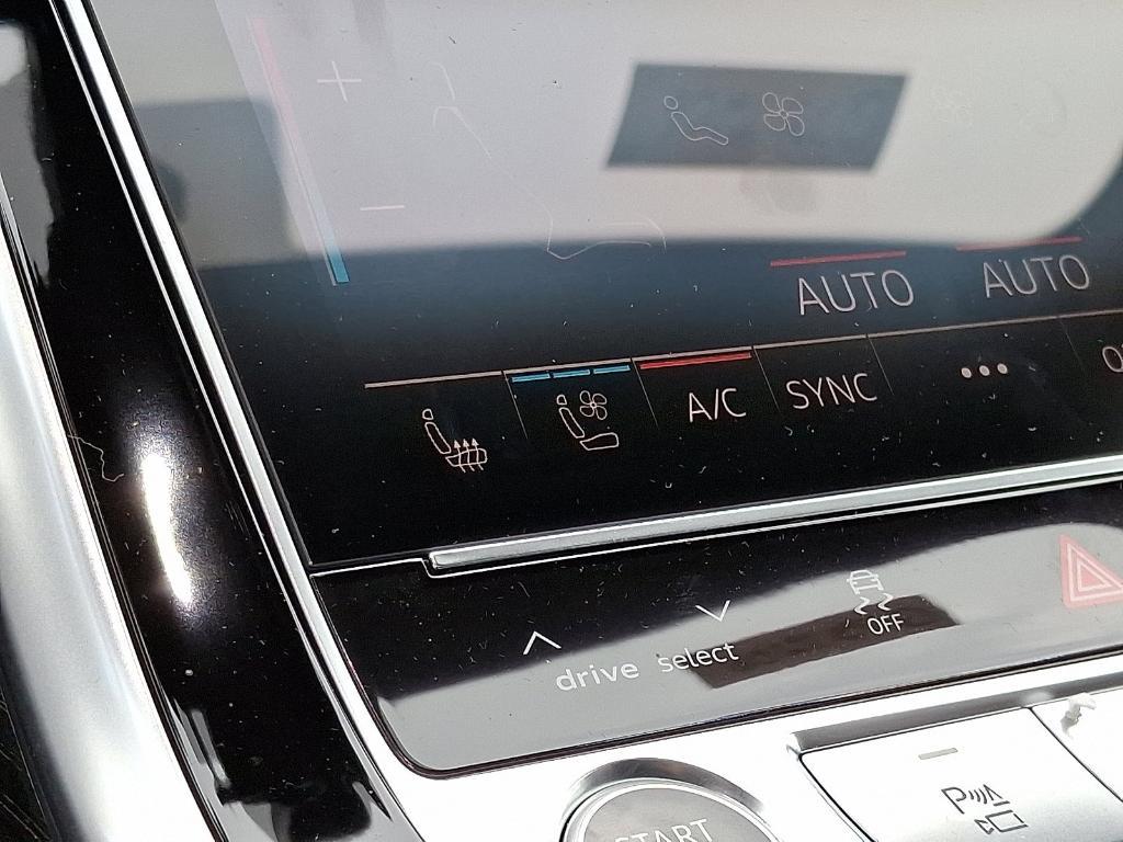 new 2025 Audi Q7 car, priced at $76,350