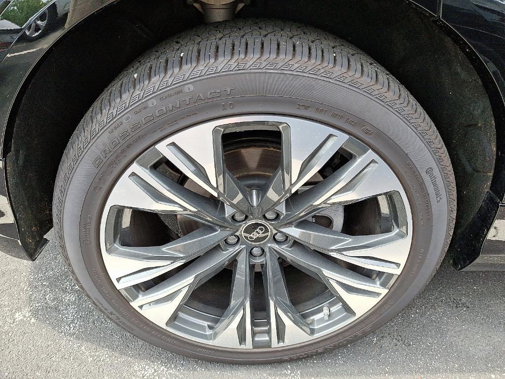 used 2025 Audi Q8 car, priced at $86,493