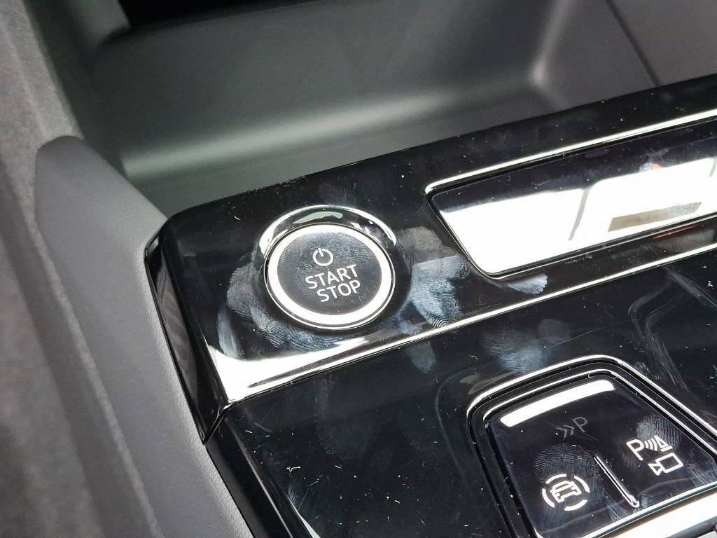 new 2025 Audi Q6 e-tron car, priced at $75,430