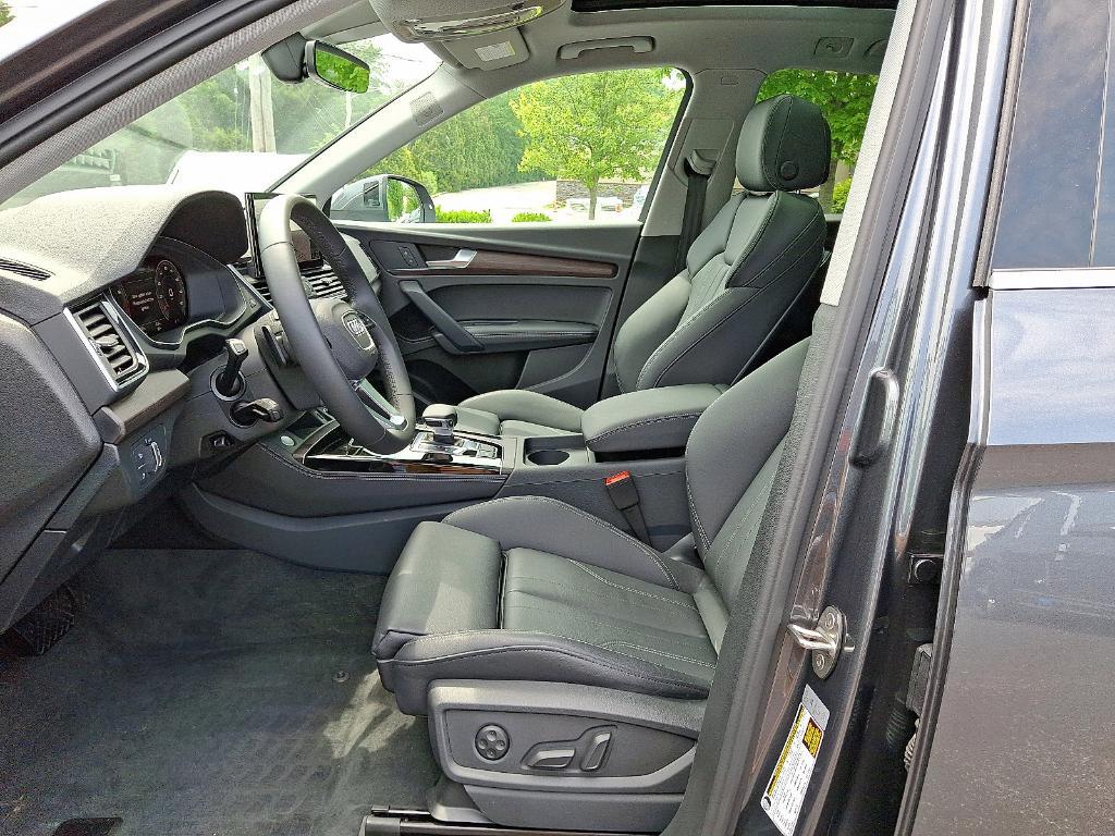 used 2025 Audi Q5 car, priced at $50,693