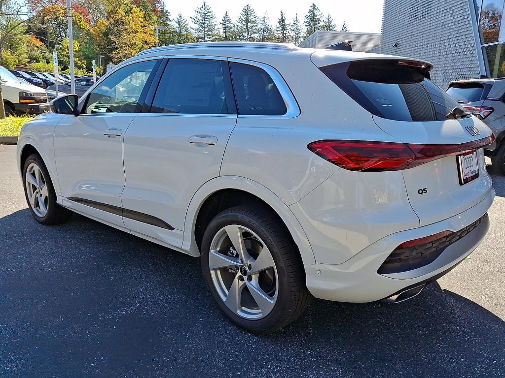 new 2025 Audi Q5 car, priced at $61,390