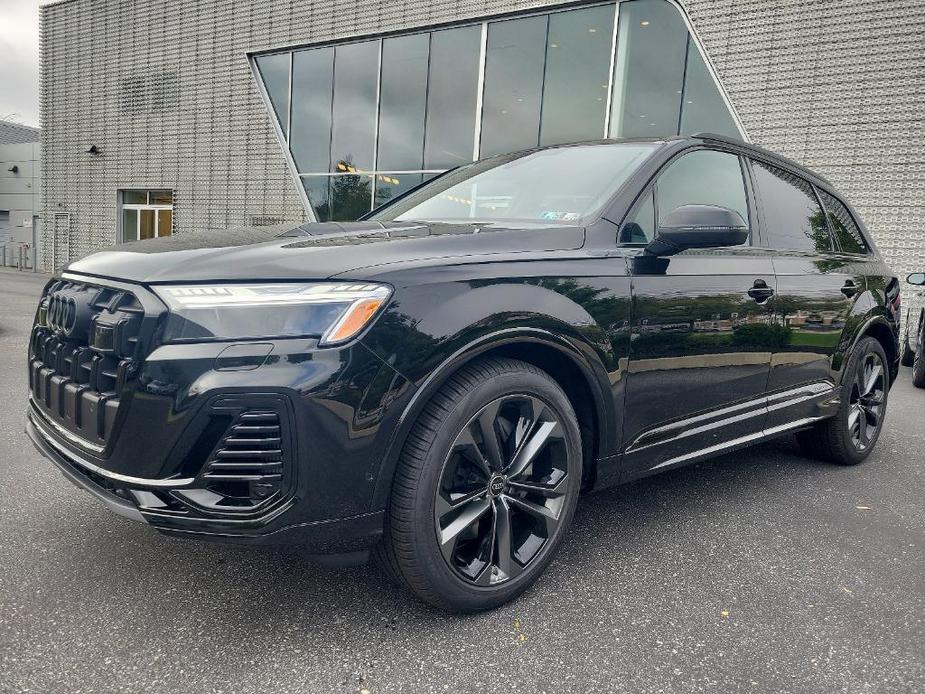 new 2025 Audi Q7 car, priced at $93,925