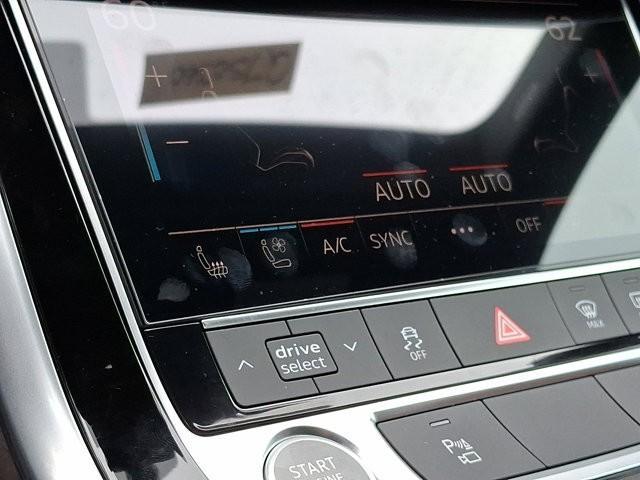 new 2025 Audi Q7 car, priced at $71,305