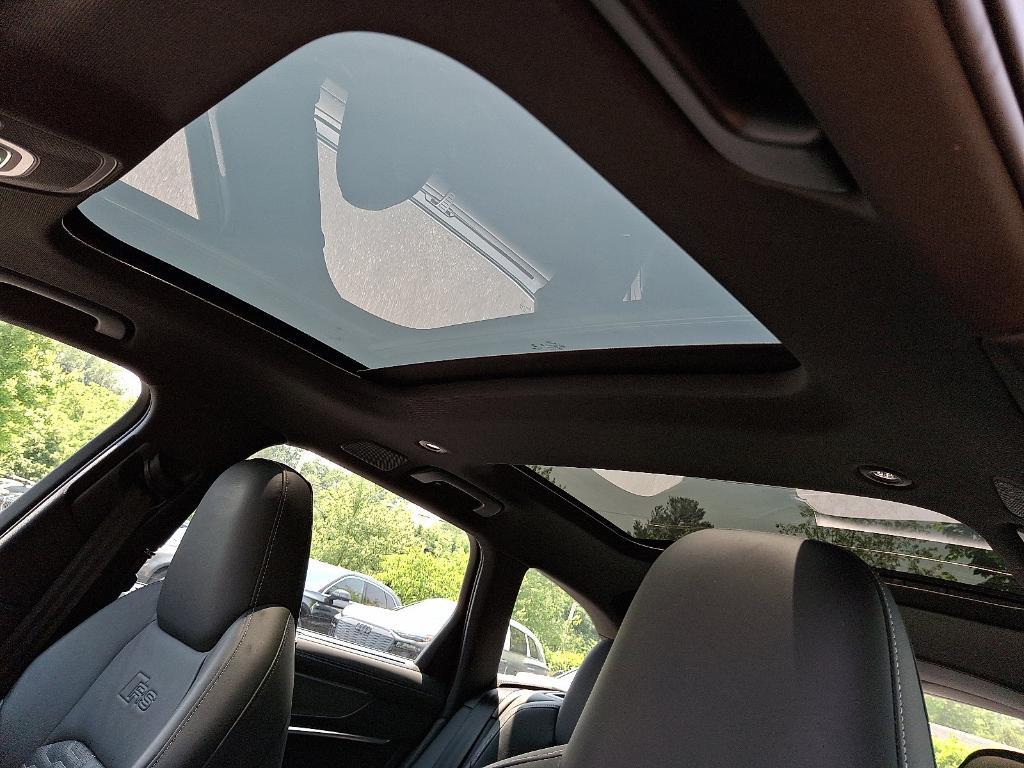 used 2021 Audi RS 6 Avant car, priced at $91,493