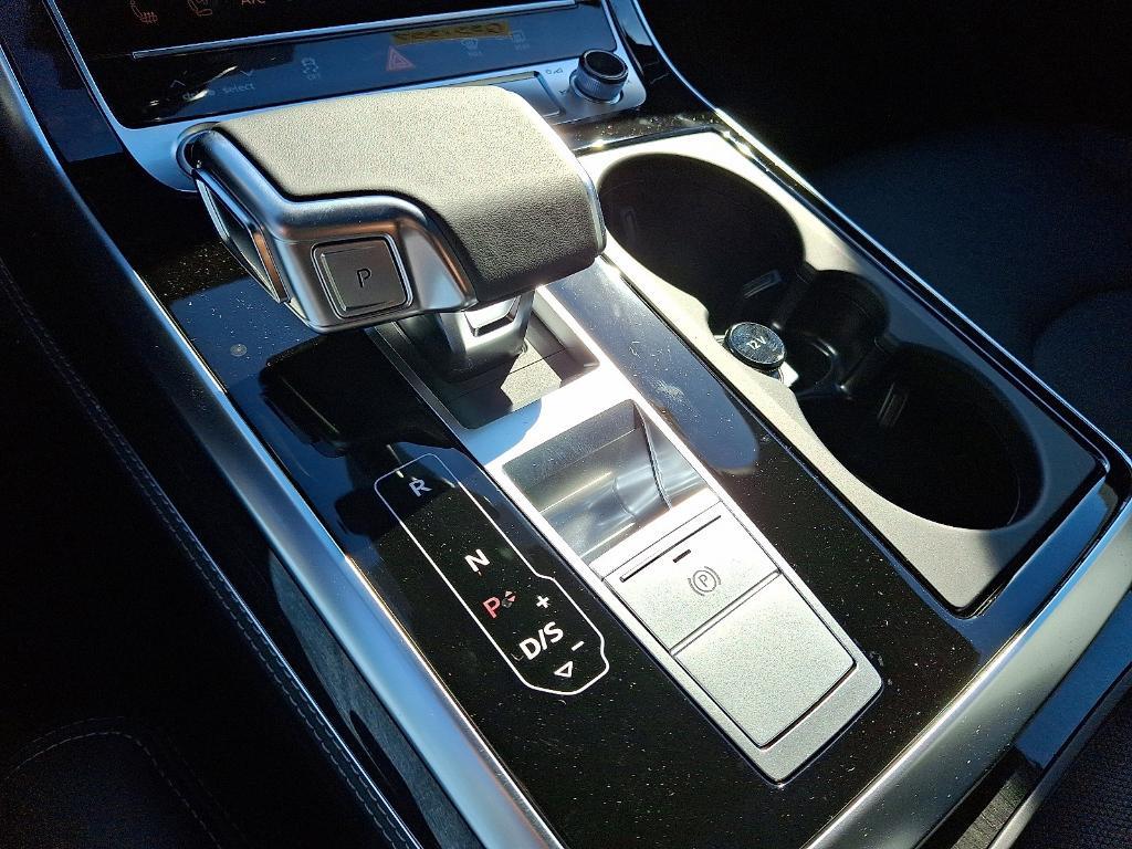 new 2025 Audi Q8 car, priced at $98,565