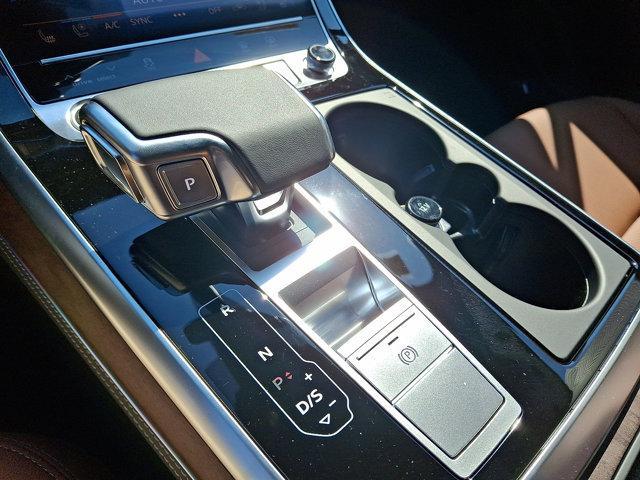 new 2025 Audi Q7 car, priced at $76,090