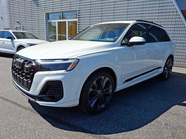 new 2025 Audi Q7 car, priced at $76,090