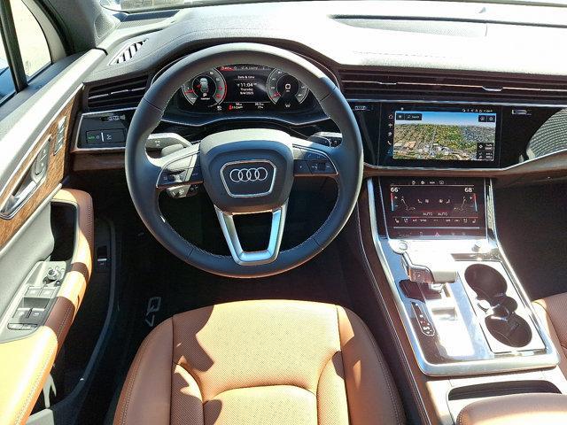 new 2025 Audi Q7 car, priced at $76,090