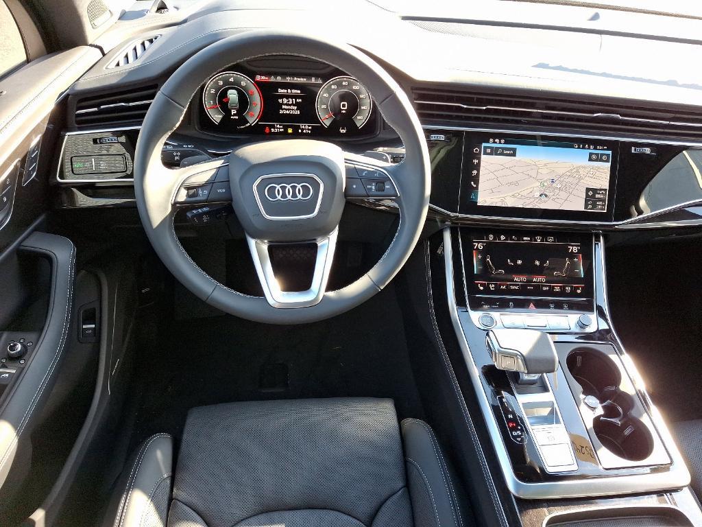 new 2025 Audi Q7 car, priced at $95,505