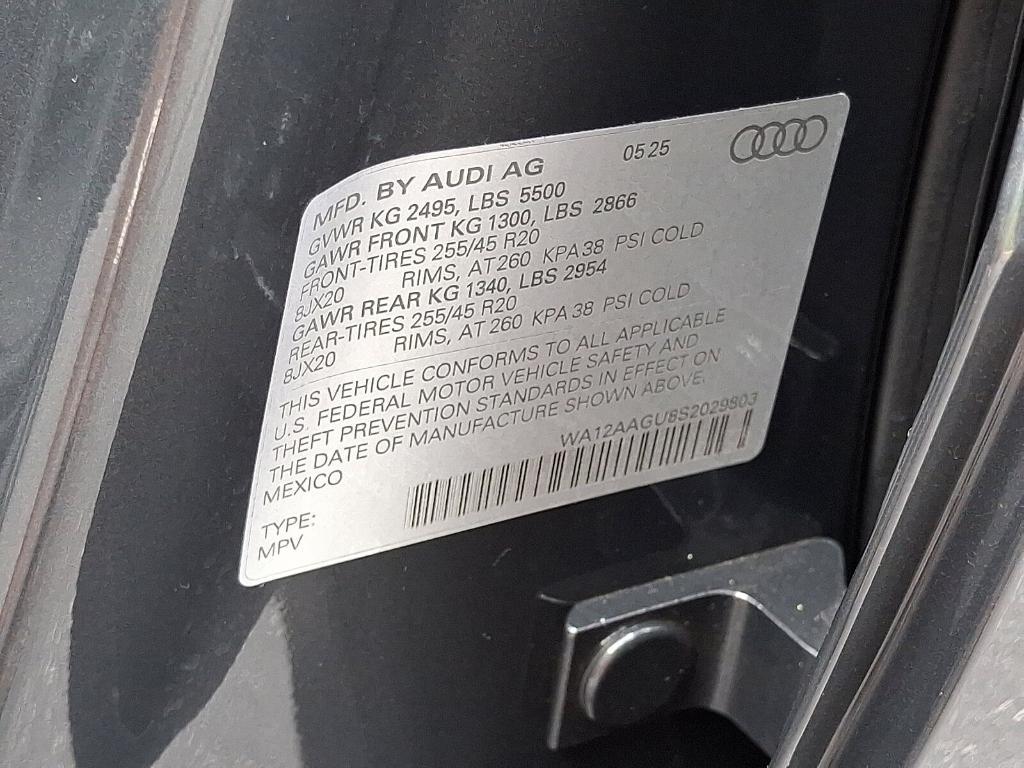 new 2025 Audi Q5 car, priced at $60,365