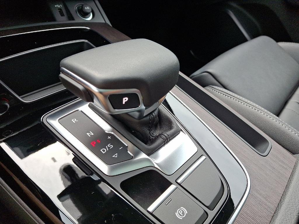 used 2024 Audi Q5 car, priced at $41,993