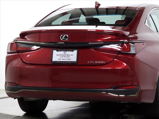 used 2025 Lexus ES 300h car, priced at $52,995