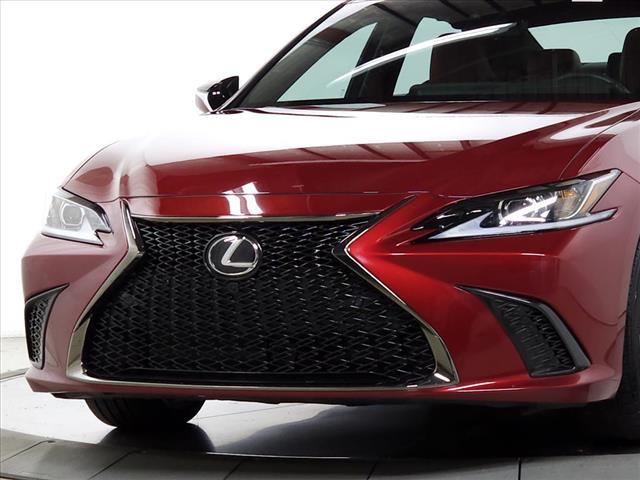 used 2025 Lexus ES 300h car, priced at $52,995