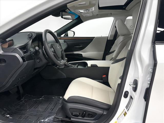 new 2025 Lexus ES 350 car, priced at $46,815