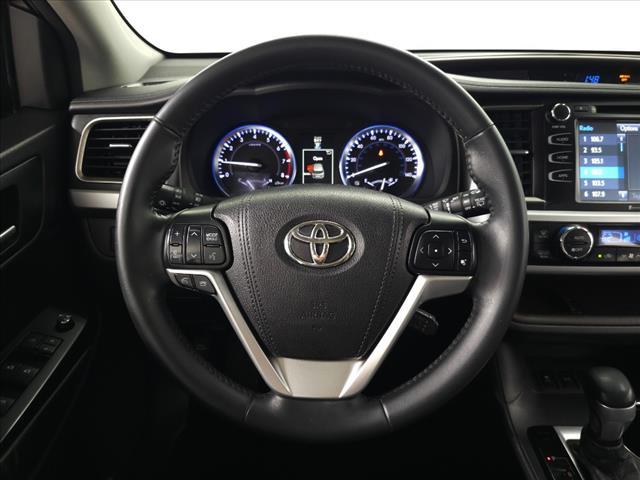 used 2016 Toyota Highlander car, priced at $22,995
