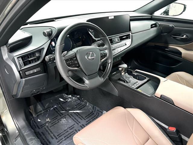 new 2025 Lexus ES 300h car, priced at $53,939