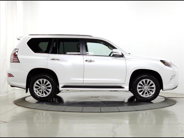 used 2022 Lexus GX 460 car, priced at $55,995