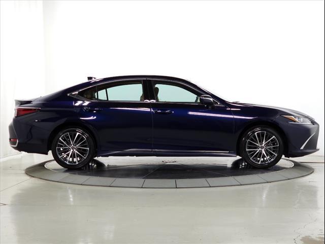 used 2024 Lexus ES 250 car, priced at $48,995