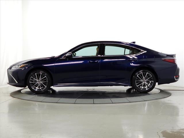 used 2024 Lexus ES 250 car, priced at $48,995