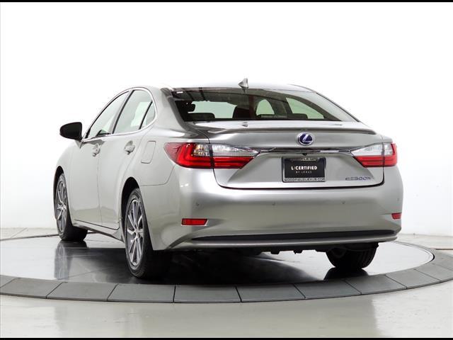 used 2018 Lexus ES 300h car, priced at $28,795