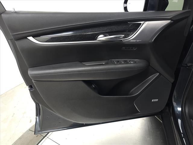 used 2021 Cadillac XT5 car, priced at $27,495