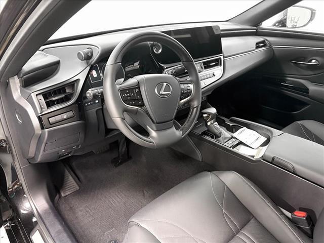 new 2025 Lexus ES 300h car, priced at $50,940