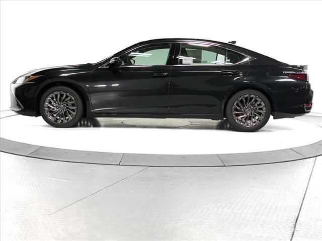 new 2025 Lexus ES 300h car, priced at $50,940