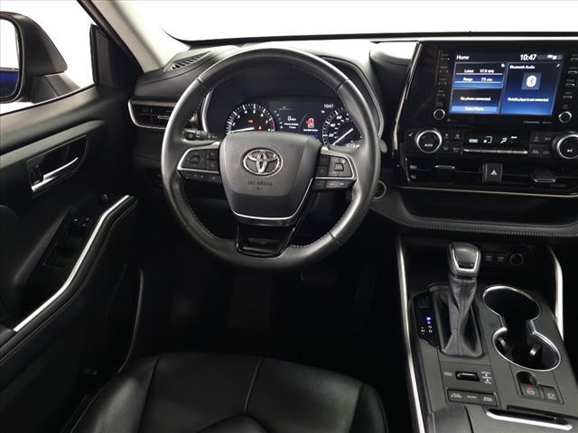 used 2020 Toyota Highlander car, priced at $30,995