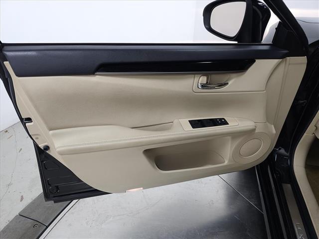 used 2014 Lexus ES 350 car, priced at $14,995