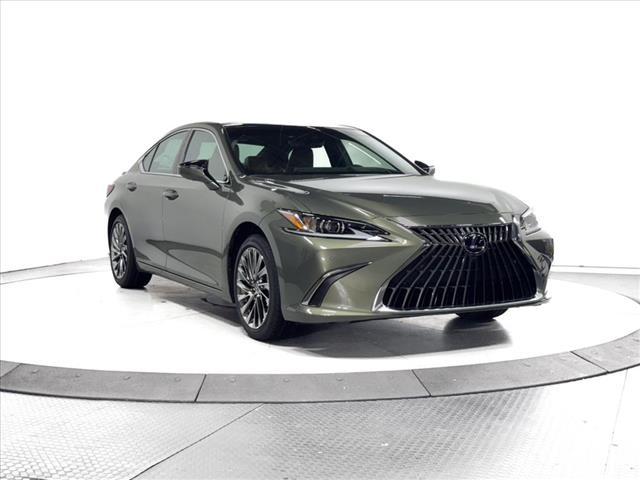 new 2025 Lexus ES 350 car, priced at $51,240