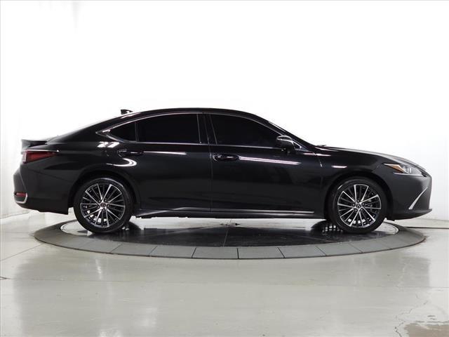 used 2024 Lexus ES 300h car, priced at $42,995