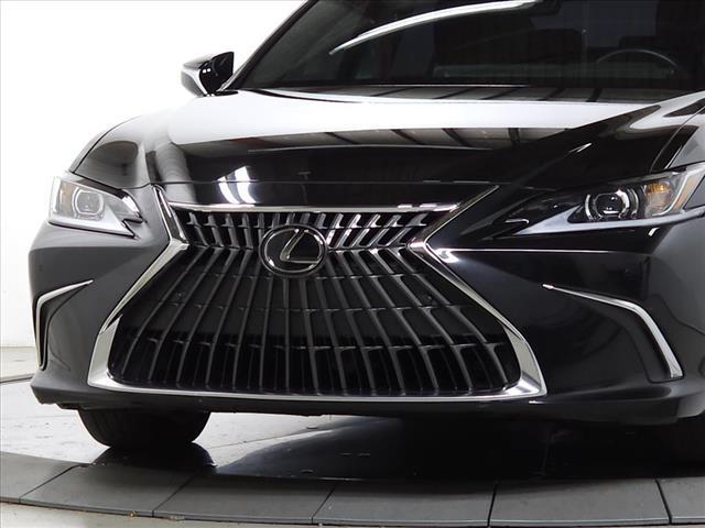 used 2024 Lexus ES 300h car, priced at $42,995