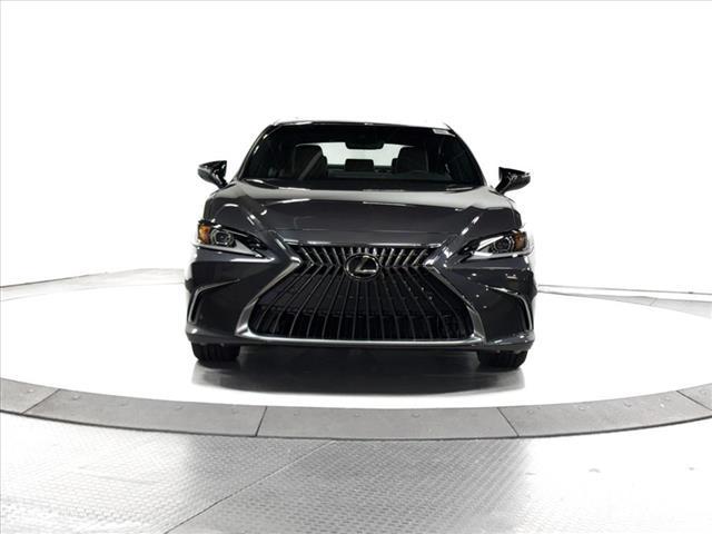 new 2025 Lexus ES 350 car, priced at $47,144