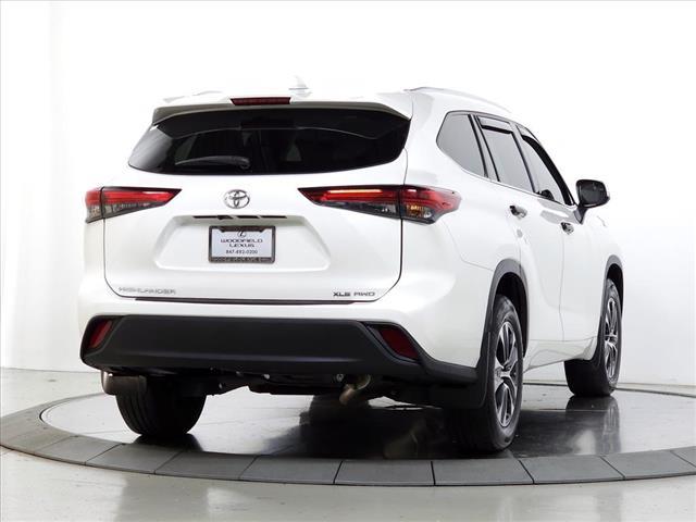 used 2020 Toyota Highlander car, priced at $32,995
