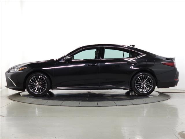 used 2022 Lexus ES 350 car, priced at $36,895