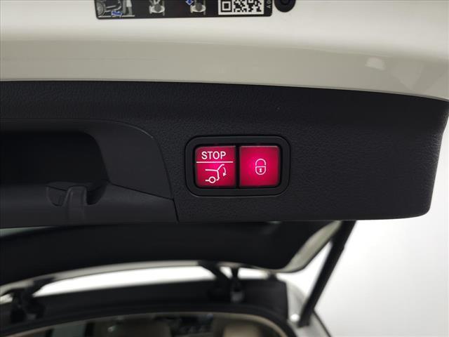 used 2022 Mercedes-Benz GLE 350 car, priced at $41,977