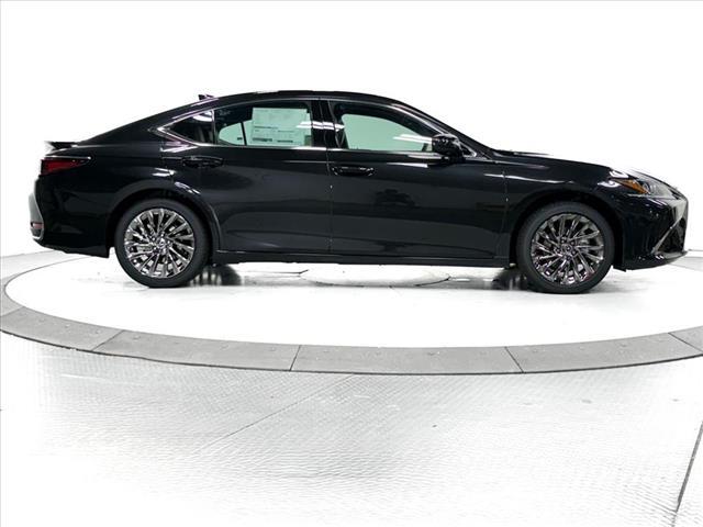 new 2025 Lexus ES 300h car, priced at $50,549