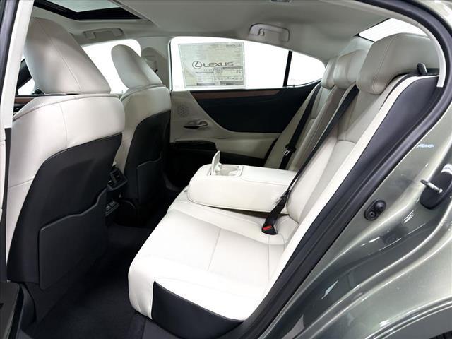 new 2025 Lexus ES 350 car, priced at $46,644