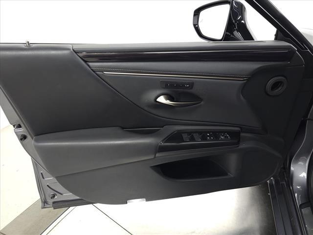 used 2020 Lexus ES 300h car, priced at $34,795