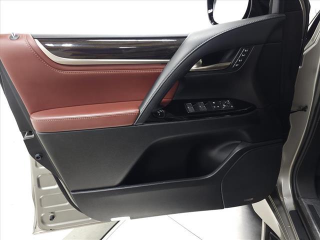 used 2018 Lexus LX 570 car, priced at $46,495