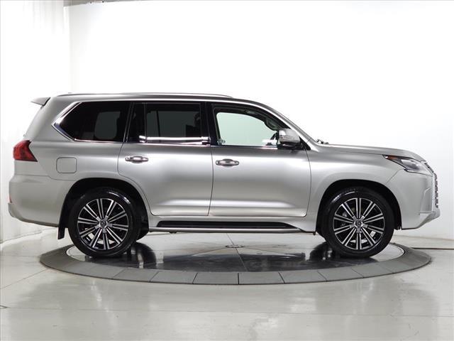 used 2018 Lexus LX 570 car, priced at $46,495