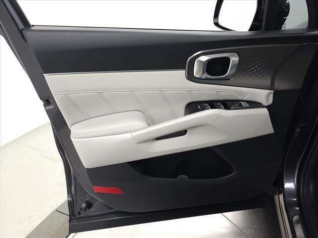 used 2022 Kia Sorento Plug-In Hybrid car, priced at $28,995