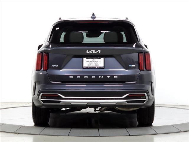 used 2022 Kia Sorento Plug-In Hybrid car, priced at $28,995