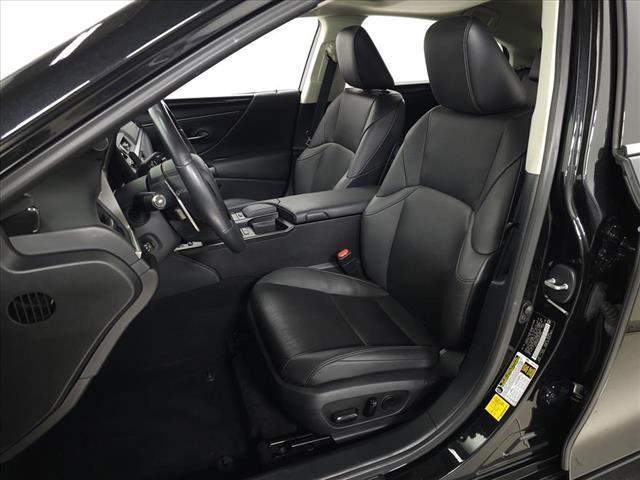 used 2020 Lexus ES 300h car, priced at $30,977