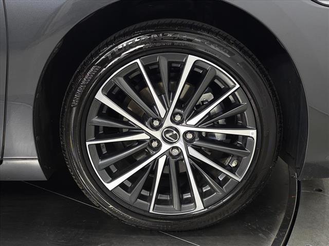 used 2025 Lexus ES 300h car, priced at $46,995