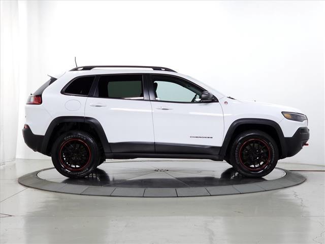 used 2019 Jeep Cherokee car, priced at $18,995